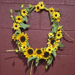 Welcoming Sunflower Wreath
